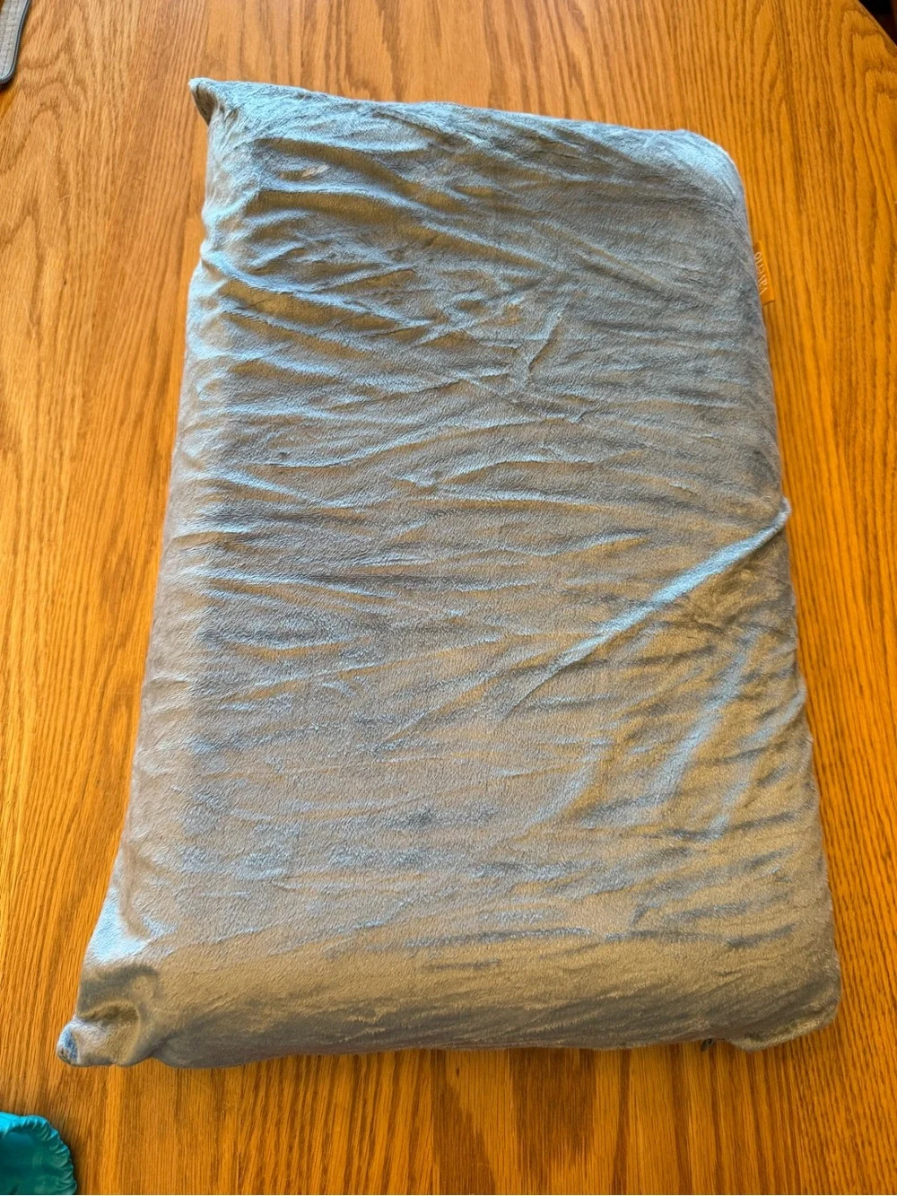 VaVerto Gray Travel Pillow with Teal Bag
